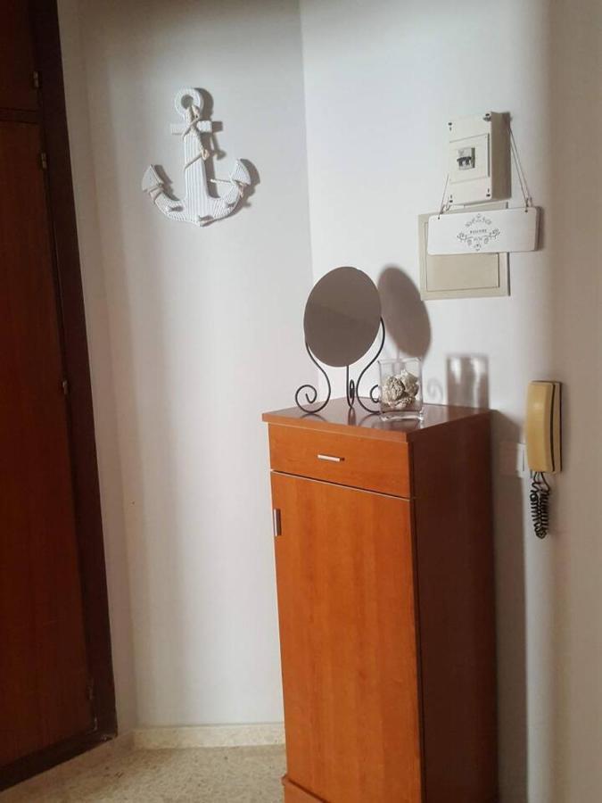 Apartamento En Pleno Centro De Cadiz Con Parking Economico Экстерьер фото